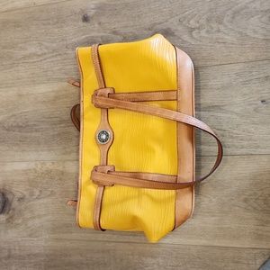 Gorgeous color Dooney bag!